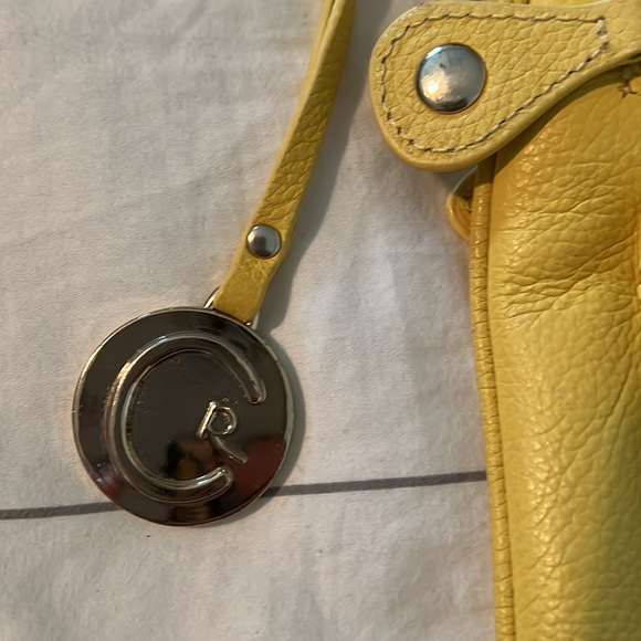 Cynthia Rowley yellow leather crossbody purse - Picture 4 of 12